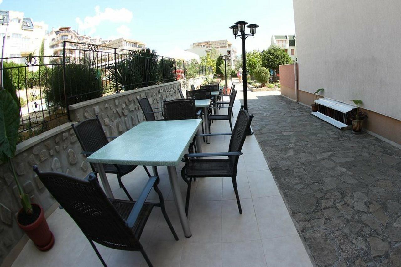 Family Hotel Venera Sweti Wlas Exterior foto