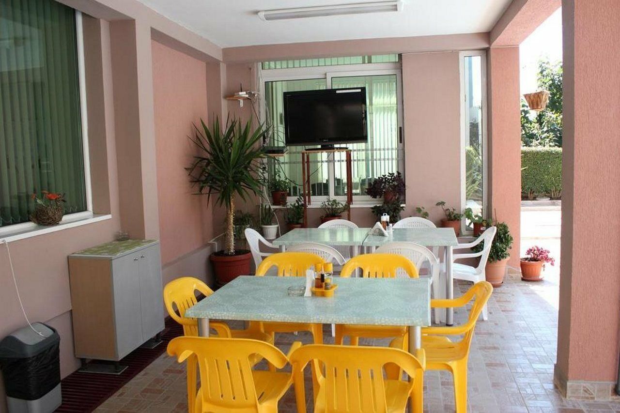 Family Hotel Venera Sweti Wlas Exterior foto